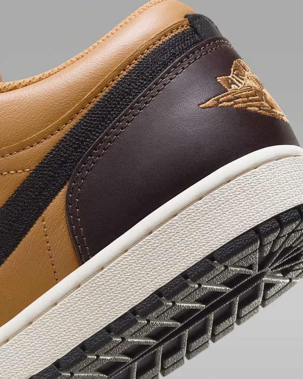 Air Jordan 1 Low SE - Image 3
