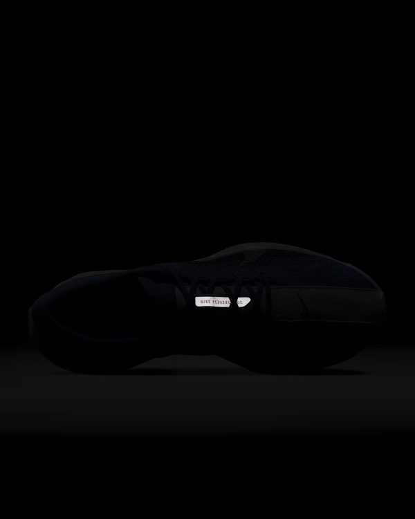 Nike Pegasus Plus - Image 9