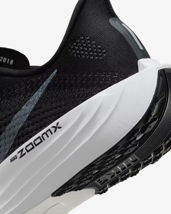 Nike Pegasus Plus - Image 8