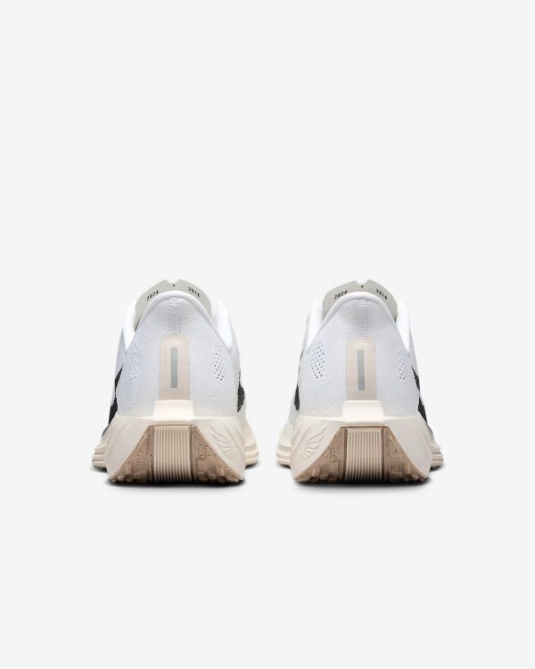 Nike Pegasus Plus - Image 6