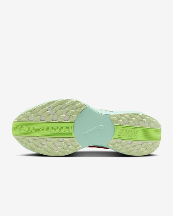 Nike Pegasus Plus - Image 2