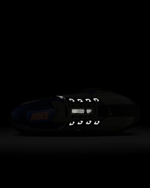 Nike Pegasus Plus - Image 9