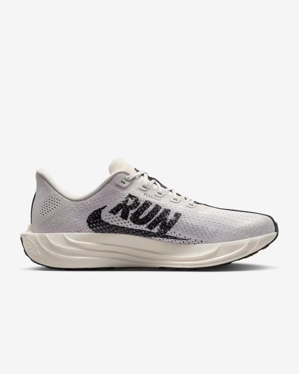 Nike Pegasus Plus - Image 3