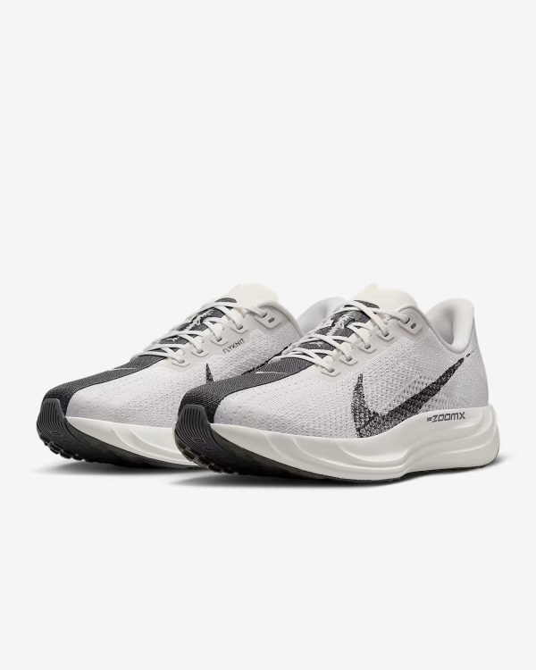 Nike Pegasus Plus - Image 4